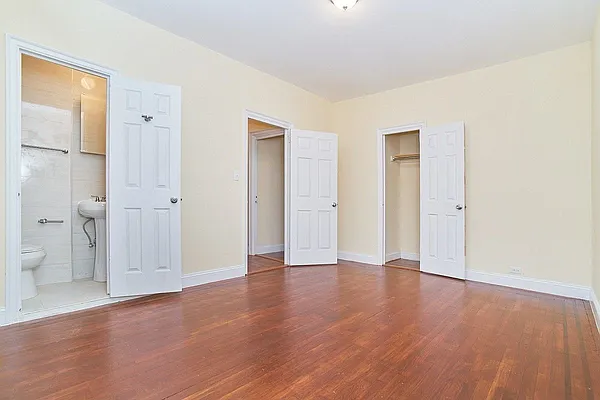 Rented by Compass | media 4