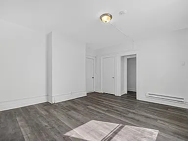 3 bed, $2,000 — Photo 3