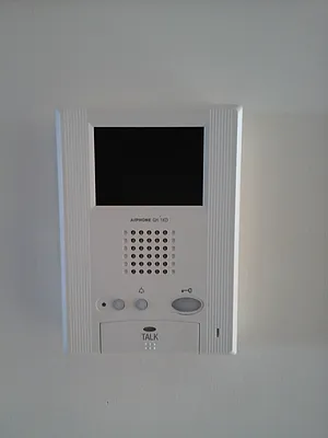 Rented by 18 REALTY | media 10