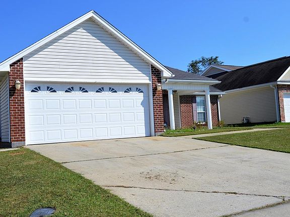 3rd image of 18030 Lake Vista Dr