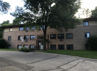 2385 Unity Ave N, Golden Valley, MN 55422