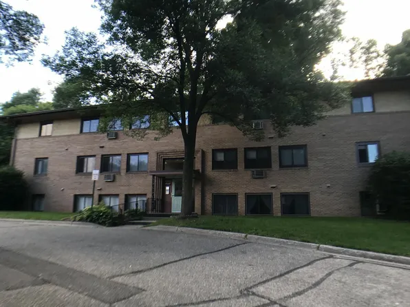 2385 Unity Ave N, Golden Valley, MN 55422