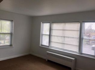 825 Wisconsin Ave APT 6, Racine, WI 53403