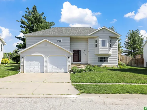 1050 Garden St, Bennet, NE 68317