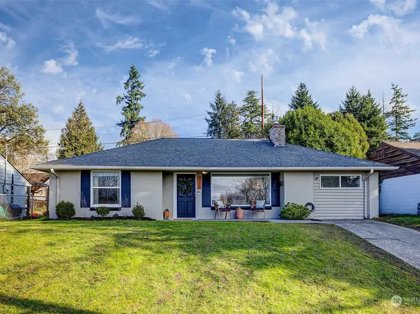 9224 24th Avenue SW, Seattle, WA 98106