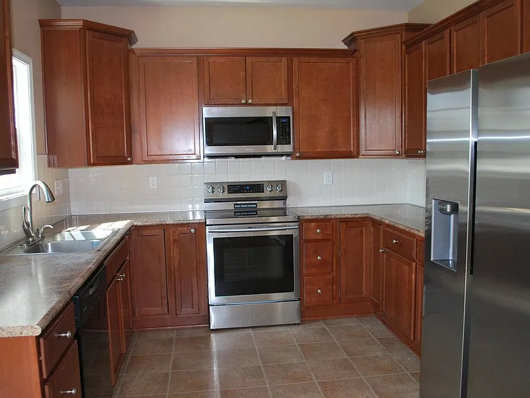 1064 Jouett Creek Dr — Photo 7