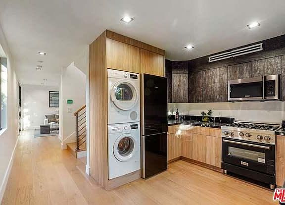 4th image of 11254 Valley Spring Ln