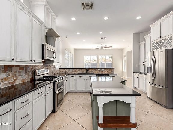 3rd image of 9745 E Natal Ave
