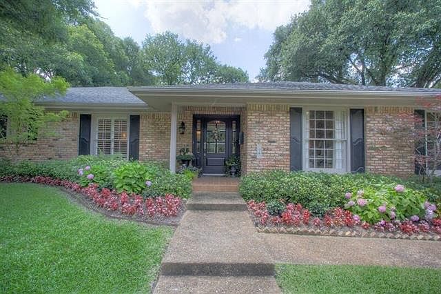 1st image of 3825 Harlanwood Dr