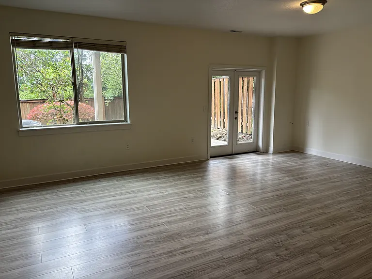 13392 SE Autumnwood Ln — Photo 29