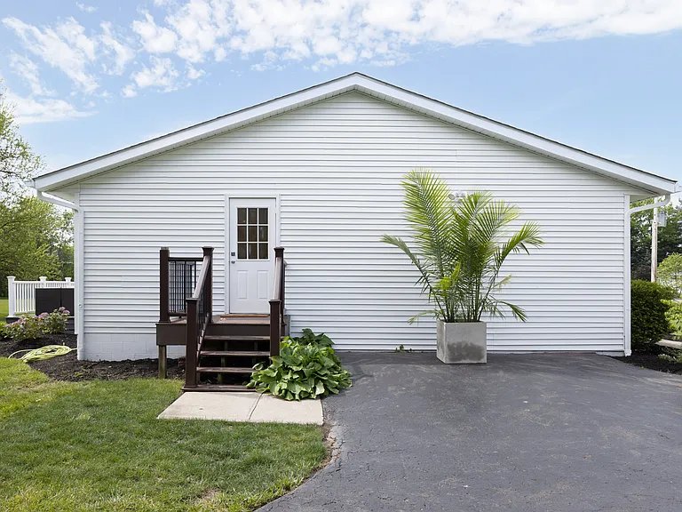 4002 Harlem Rd — Photo 31