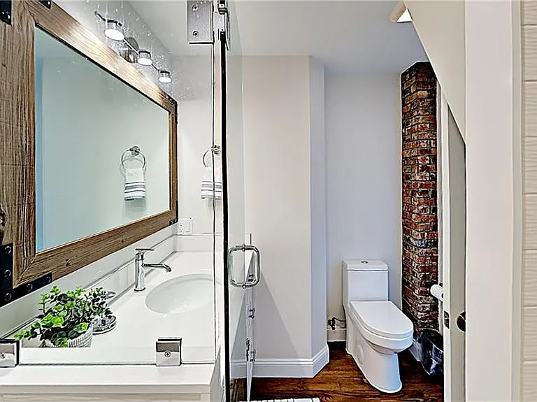 21 School St #4 — Photo 31