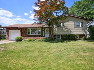 1607 Carolina Dr, Rantoul, IL 61866