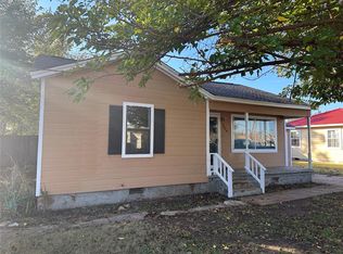 1024 E Pecan St, Altus, OK 73521