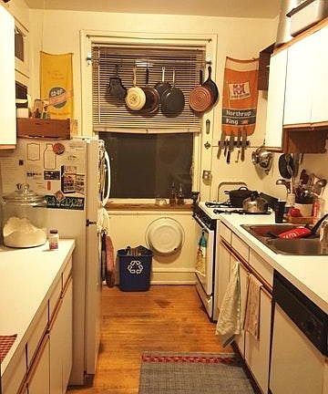 5th image of 4429 N Winchester Ave APT 3B
