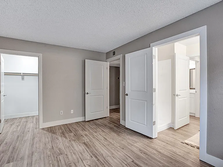 57 Cadillac Dr #10 — Photo 6