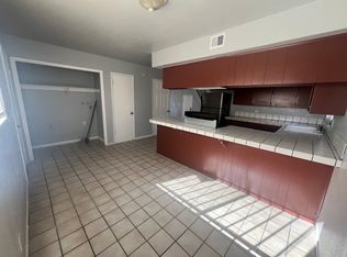 815 Wallace St #K, Bakersfield, CA 93307