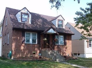 3664 Washington St, Lansing, IL 60438