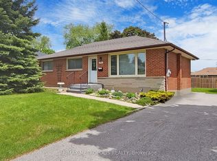 595 Gibbons St, Oshawa, ON L1J 4Z7