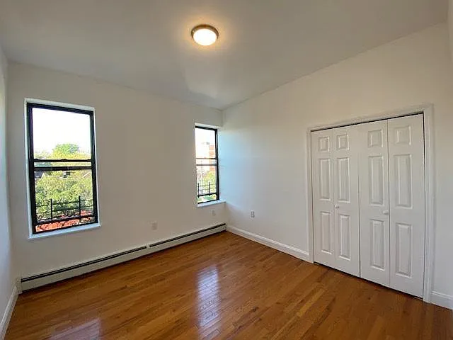 5940 Myrtle Ave #3 — Photo 6