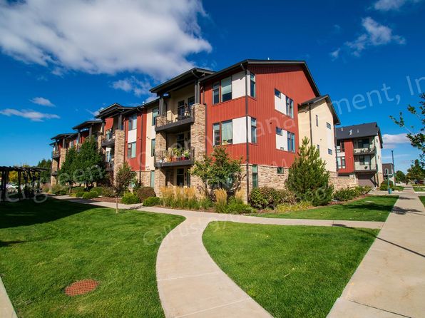 2715 Iowa Dr #203