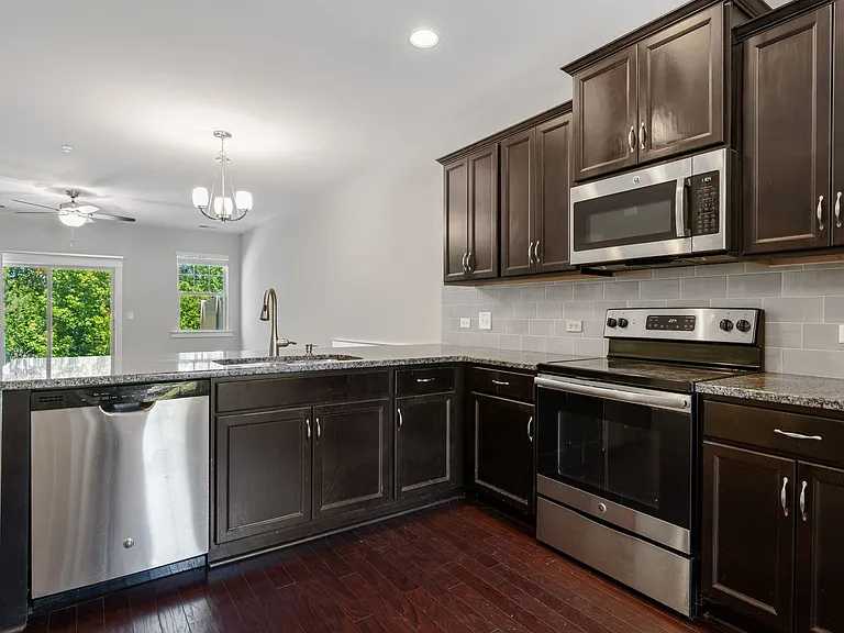 6258 Pesta Ct — Photo 6