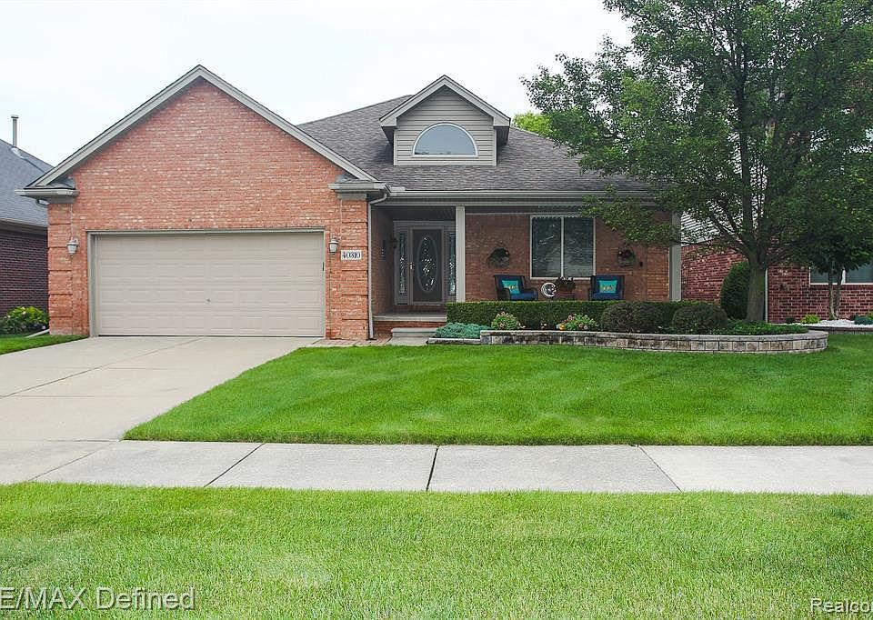 1st image of 40310 Long Horn Dr