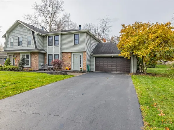 446 High St, Fairport, NY 14450