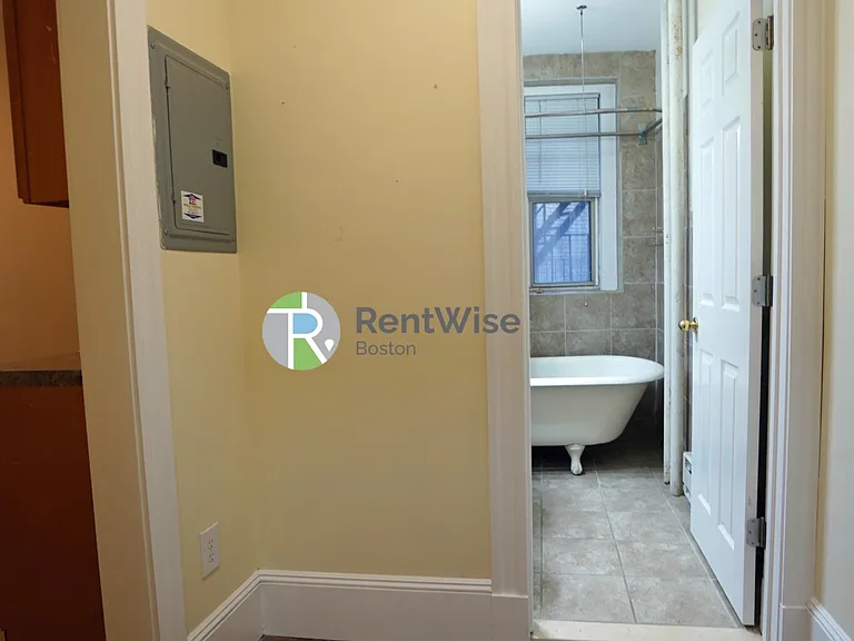 55 Park Dr #9 — Photo 7