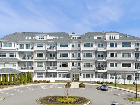 71 Greenwood Ave Unit 202, Swampscott, MA 01907