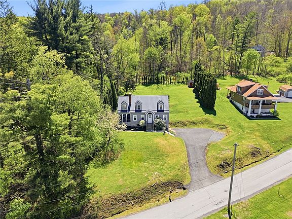 2nd image of 356 Glessner Rd