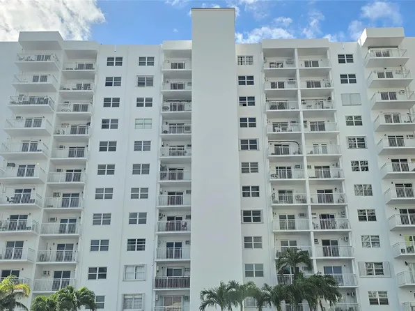 200 S Birch Road #121, Fort Lauderdale, FL 33316