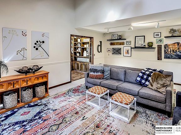 5th image of 16327 Westfield Cir