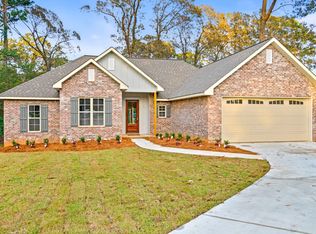 26 Charleston Point, Petal, MS 39465