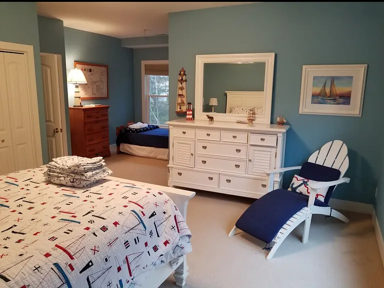 4455 N Lakeshore Dr — Photo 43
