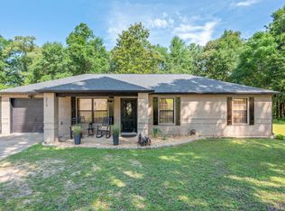 313 Lakeview Dr, Crestview, FL 32536