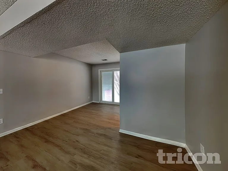8301 Thomas Ave N — Photo 13