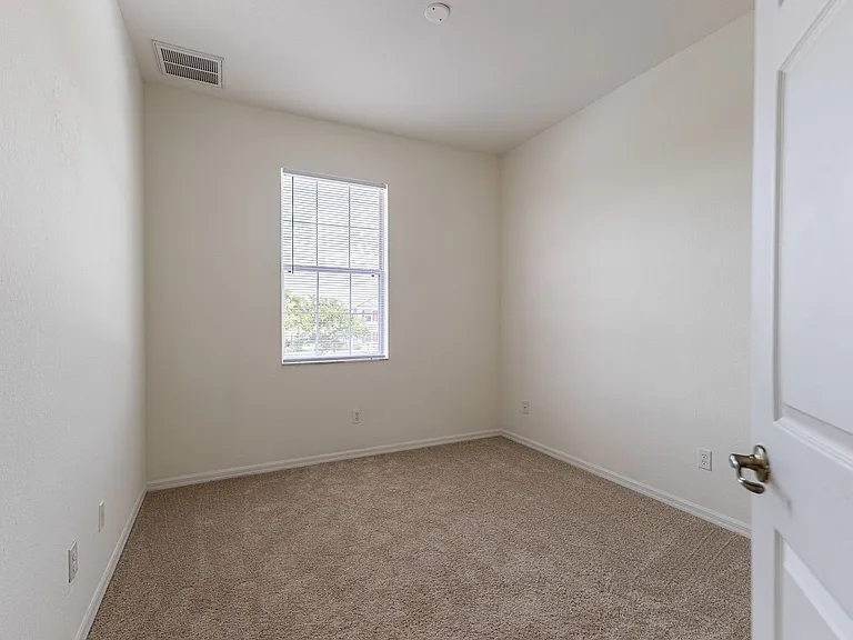 4255 Liron Ave #202 — Photo 23
