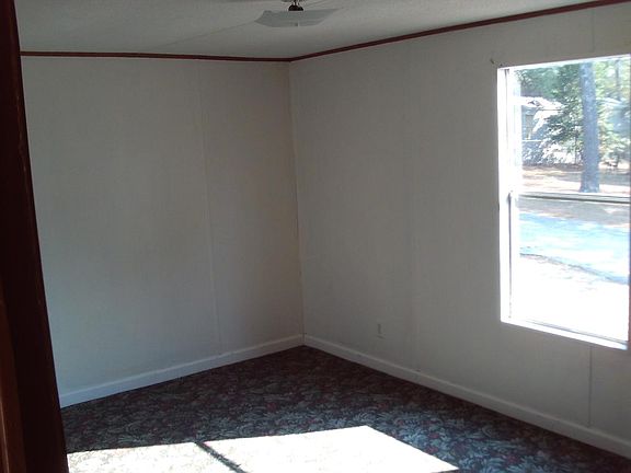 3rd image of 19 Kinnett Dr #Lv27