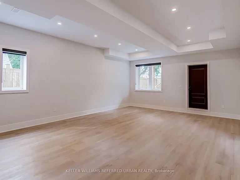 37 Wesley Ave — Photo 47