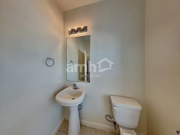 1623 Park Trails Blvd — Photo 8