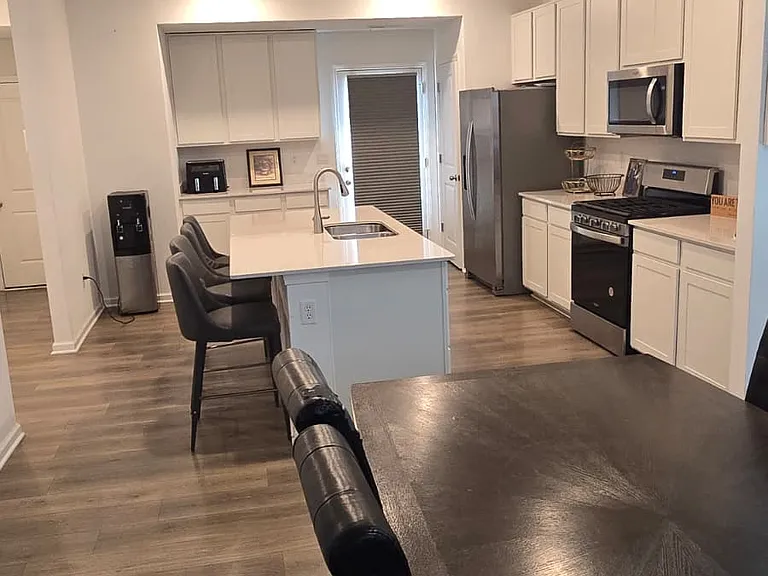 2585 Lamar Dr — Photo 18