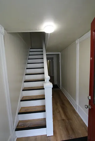 215 N College Ave — Photo 7