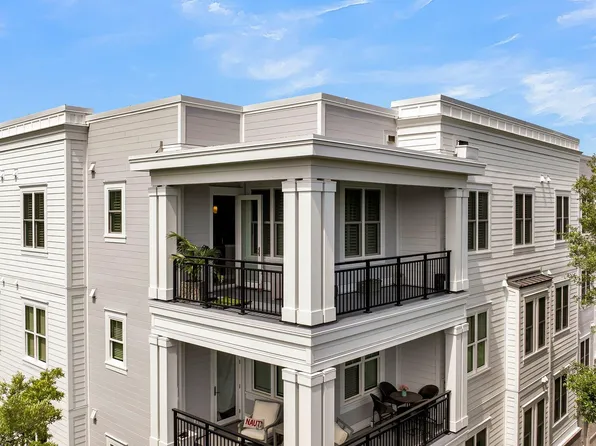 200 River Landing Dr #D310, Daniel Island, SC 29492