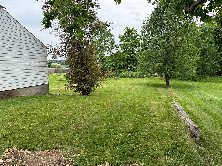 6696 Madison Rd — Photo 5