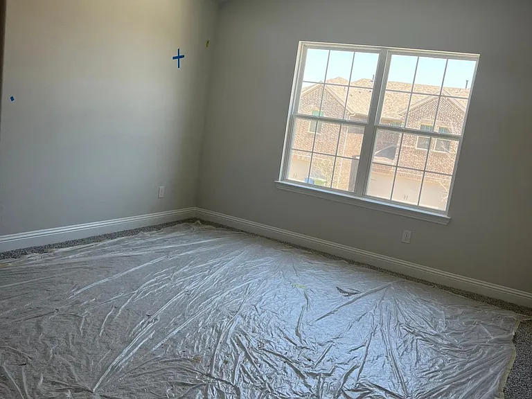 588 Hutchinson Ln — Photo 33