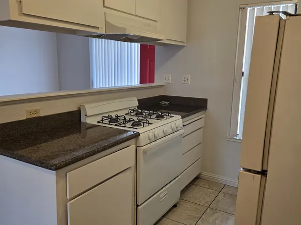 1117 W Swain Rd APT 15, Stockton, CA 95207