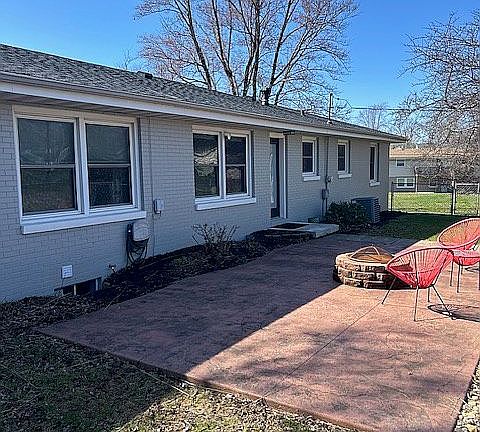 2nd image of 14 Dellwood Dr