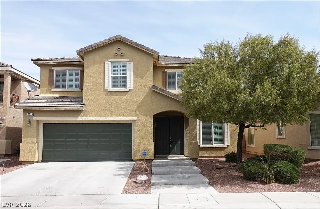 5 bed, 3.0 bath, 3177 sqft, $2,550 — Photo 1
