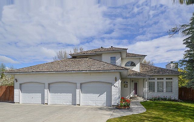 1st image of 2621 Galway Cir